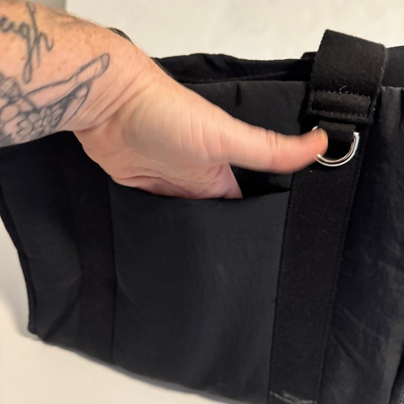 Lululemon Boxy tote bag 10L Black Tote Bag - Picture 3 of 5